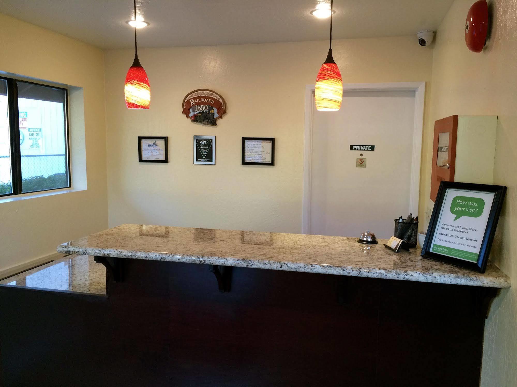 Jamestown Railtown Motel Екстериор снимка