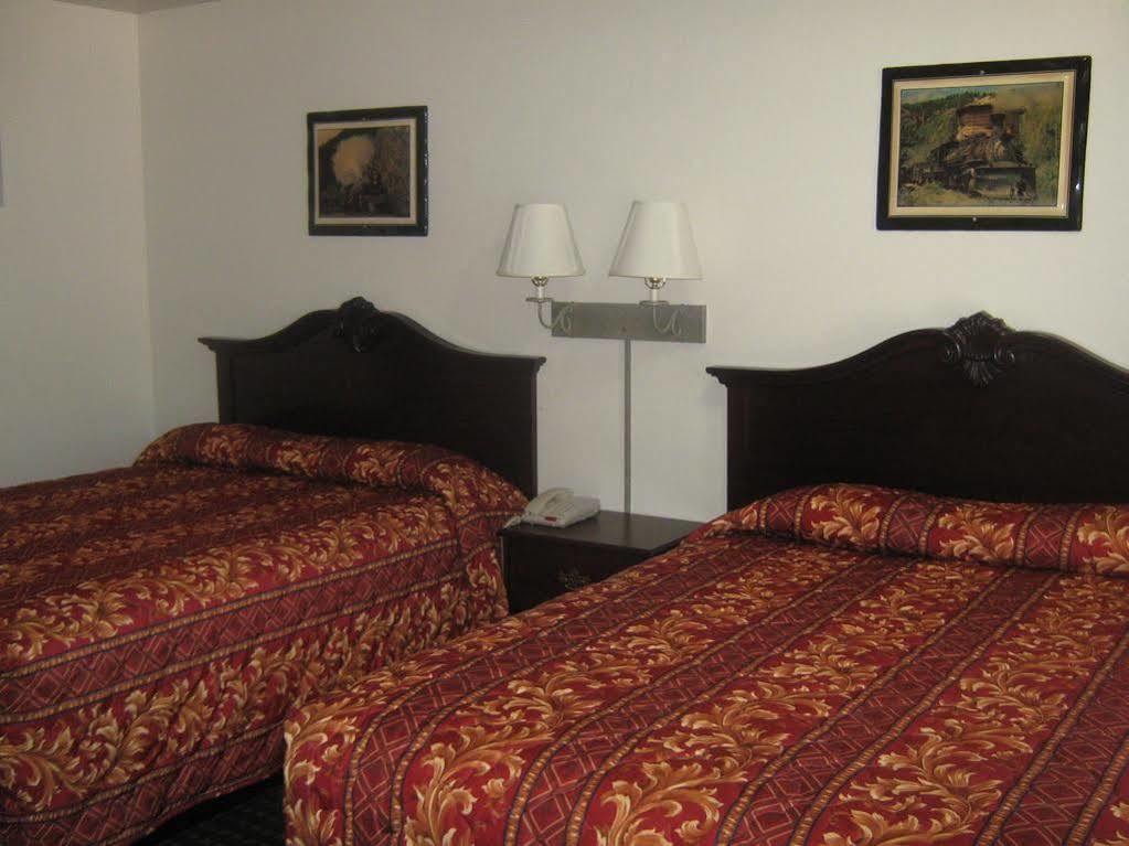 Jamestown Railtown Motel Екстериор снимка