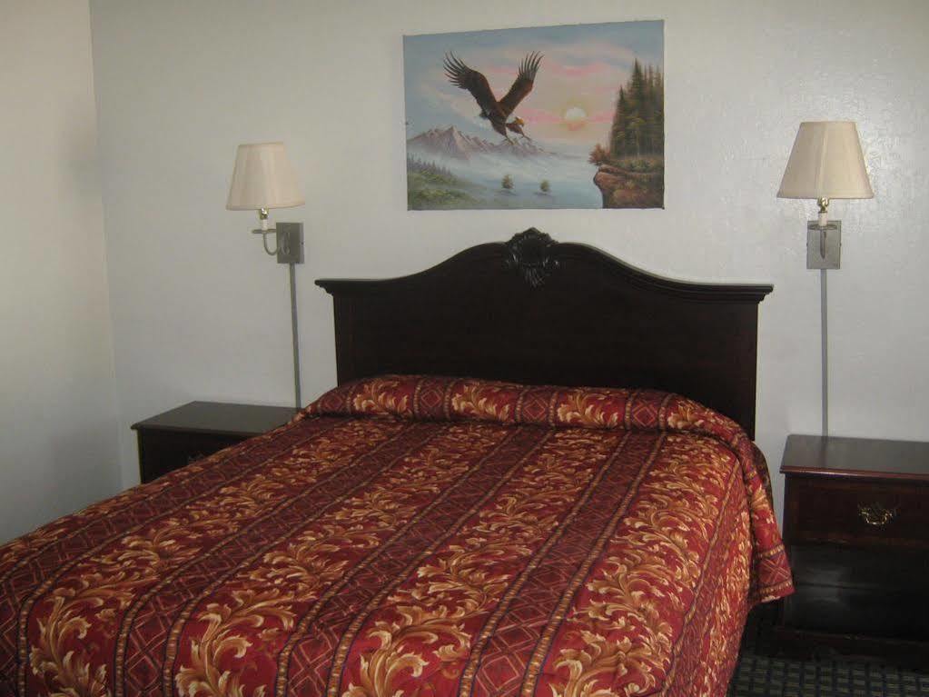 Jamestown Railtown Motel Екстериор снимка